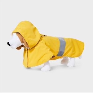 NWOT Boots & Barkley Yellow Dog Raincoat with Reflective Band